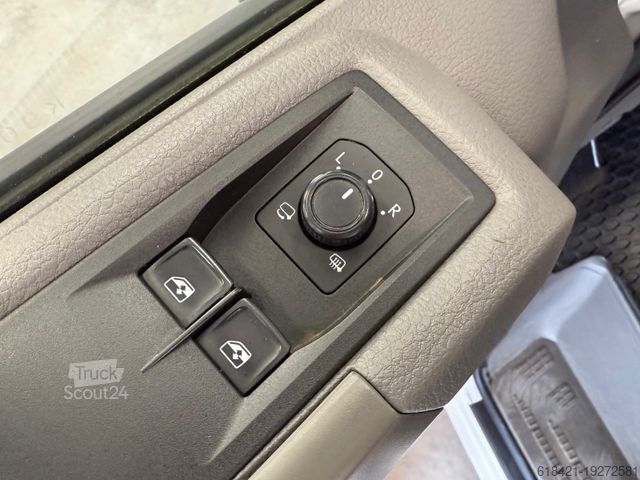 Panelová dodávka VOLKSWAGEN Crafter L5H3 4Motion 2.0 TDI 177HP