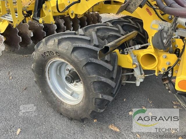 Сеялка Bednar OMEGA OO 3000