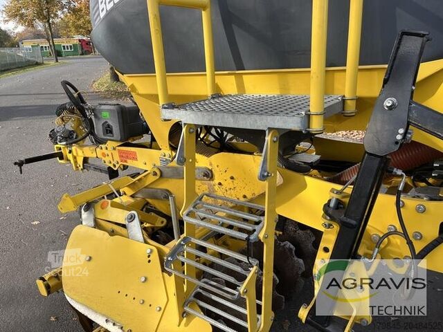 Сеялка Bednar OMEGA OO 3000