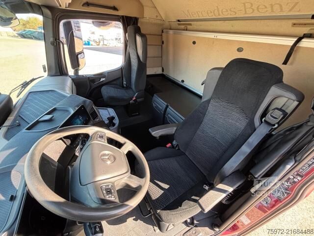 Standard tractor unit  Actros 1845 LL