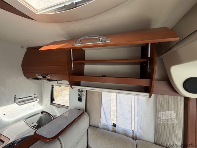 Entegre karavan RAPIDO 855F