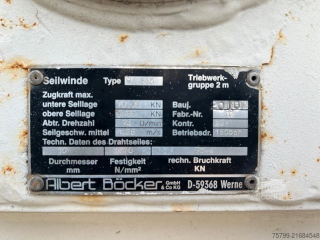 Camion équipé d'une grue MERCEDES-BENZ 814 Atego mit Böcker Dachdecker Kran AK25-650