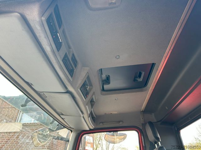 Macara montată pe camion MERCEDES-BENZ 1829 Pritsche mit MKG Kran HLK 116 Bj2016