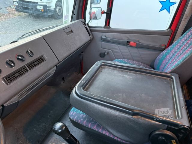 Camion plateau MERCEDES-BENZ Ecoliner 1520  / Maschinen / Traktoren Transport