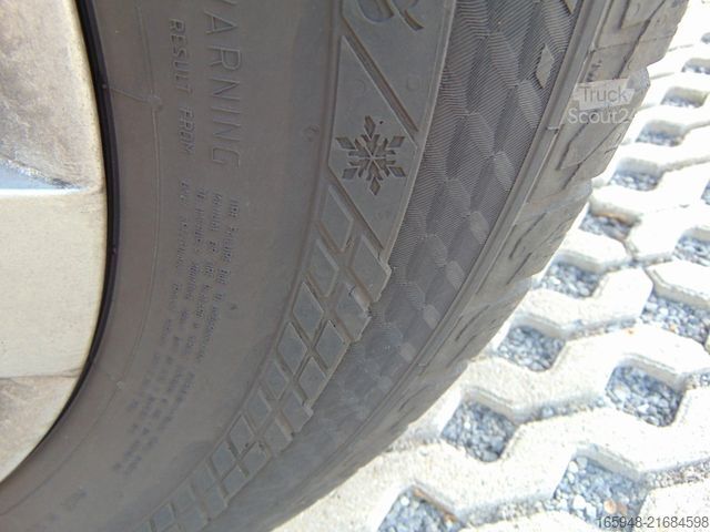 Półzintegrowany kamper ADRIA MERCEDES - POLARIS - seiner Zeit weit voraus