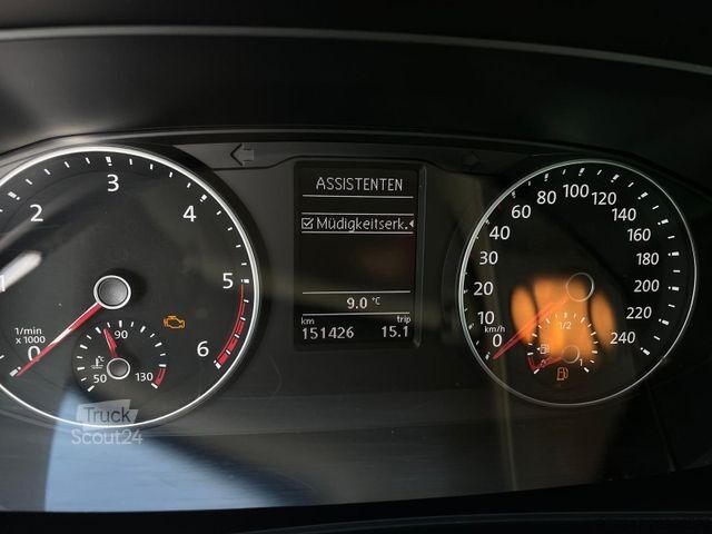 Minibus VOLKSWAGEN T6 Multivan Comfortline 4M AHK STANDHZ SITZH DAB