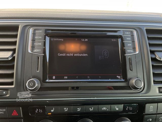 Minibus VOLKSWAGEN T6 Multivan Comfortline 4M AHK STANDHZ SITZH DAB