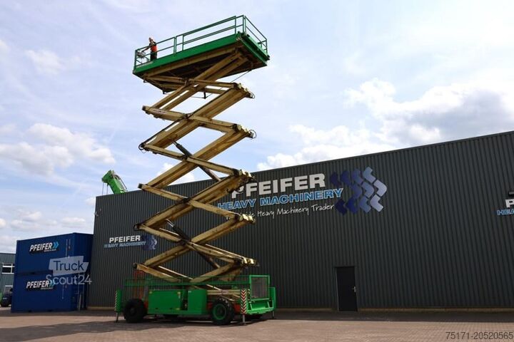 Pont élévateur à ciseaux Holland Lift Megastar G-320DL30-4WDS/N Diesel, 4x4x4 Drive, 34m