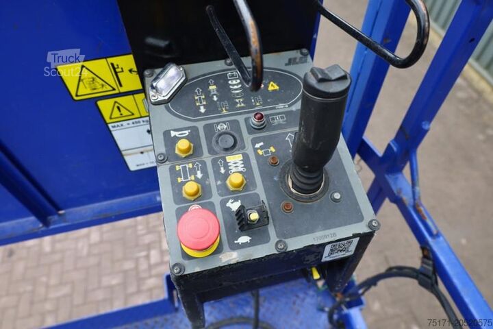 Pont élévateur à ciseaux JLG M3369 Hybrid, 12m Working Height, 450kg Capacity,