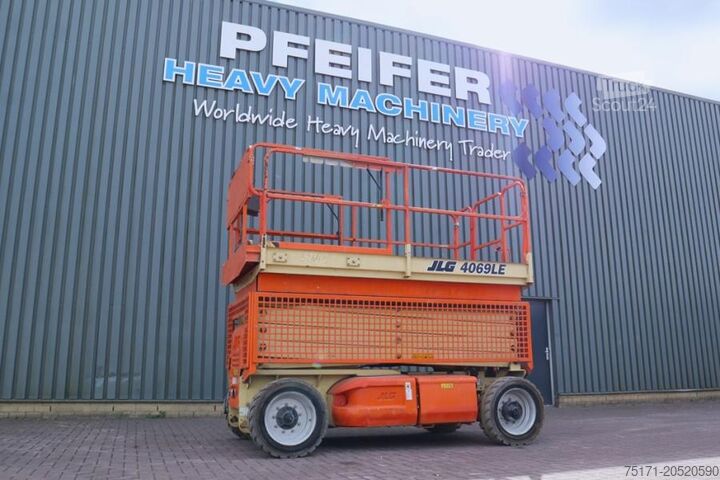 Elevador de tijera JLG 4069LE Electric, 14.2m Working Height, 360kg Capac