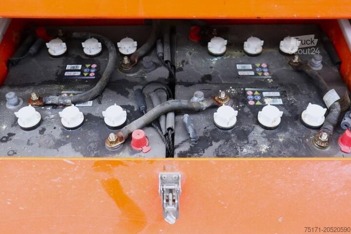 Podnośnik nożycowy JLG 4069LE Electric, 14.2m Working Height, 360kg Capac