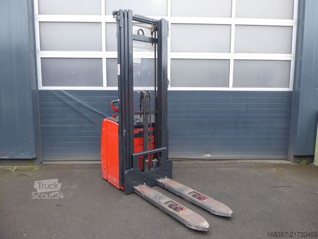 Ручний штабелер Linde L16