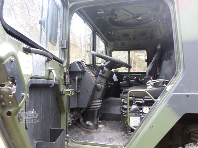 Wechselfahrgestell LKW MAN MAN Multi 8x8 32.403 VFAEG 15 to Hackenlift Bund