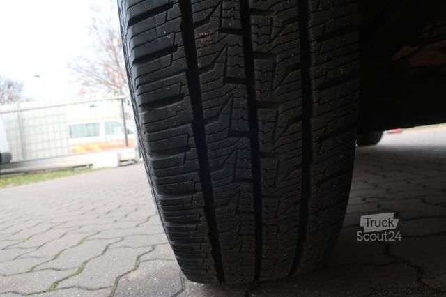 Kassevogn VOLKSWAGEN Crafter Kasten Kasten 30 mittellang FWD FN: 2