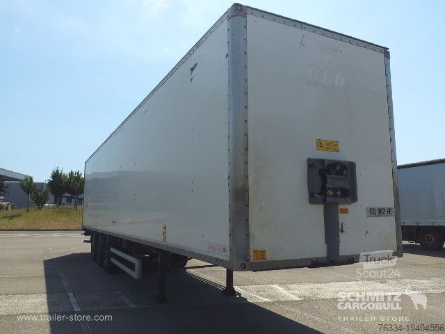 Semi-remorque fourgon Fruehauf Semitrailer Dryfreight Standard Porte relevante