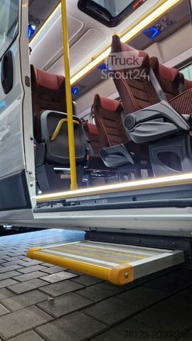 Minibus FIAT 3x Ducato 2x Opel Movano 18 SS in Stock