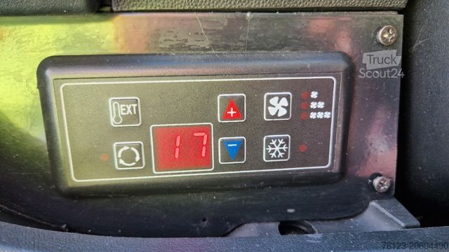 Minibus FIAT 3x Ducato 2x Opel Movano 18 SS in Stock