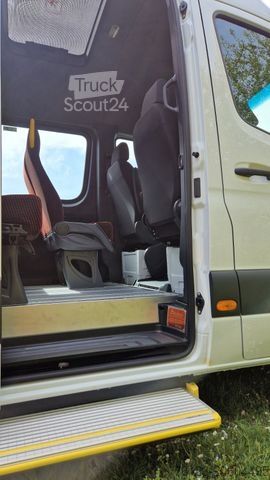 Minibus MERCEDES-BENZ Sprinter Lord Light 22 Sitzer 3 x Lagerfahrzeug