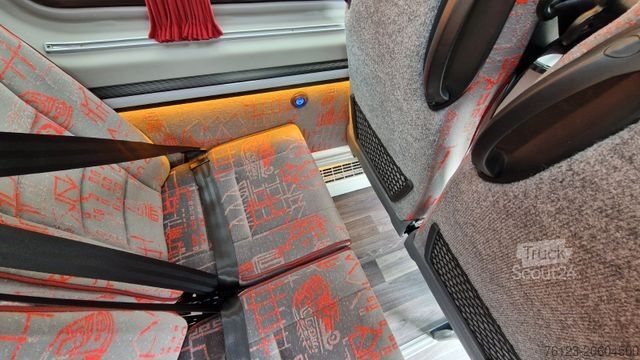 Minibus MERCEDES-BENZ Sprinter 415 ,19 SS Lagerfahrzeug in Stock