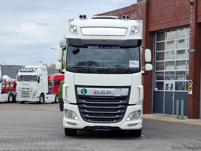 Transport de bétail DAF XF 440 SuperSpaceCab 6x2*4 - 2 deck Closed Live...