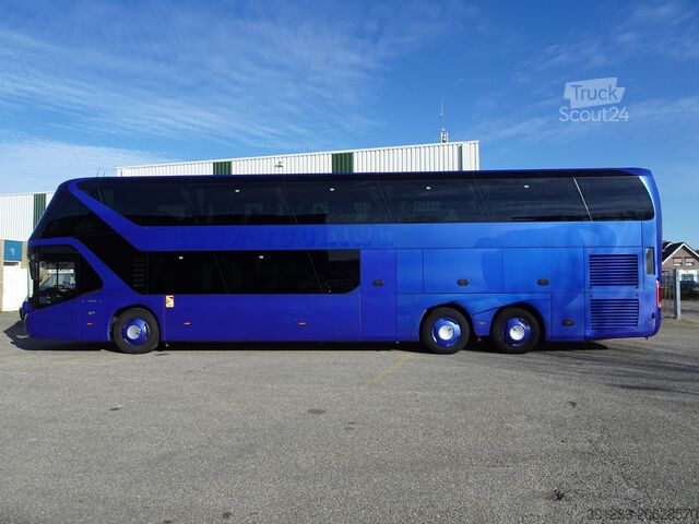 çift katlı Neoplan Skyliner L