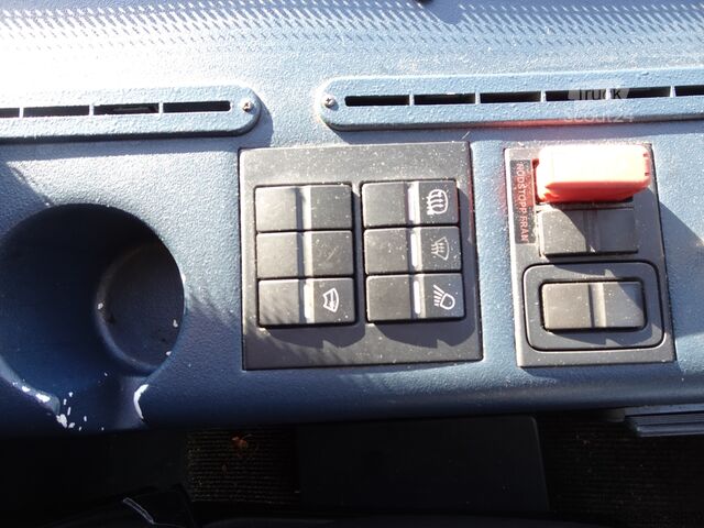 çift katlı Neoplan Skyliner L