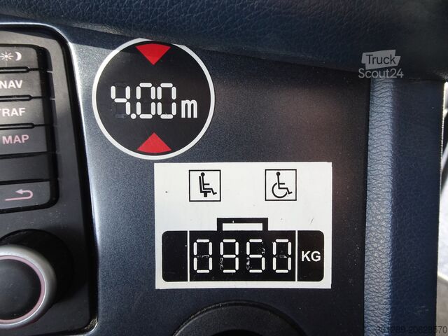 çift katlı Neoplan Skyliner L