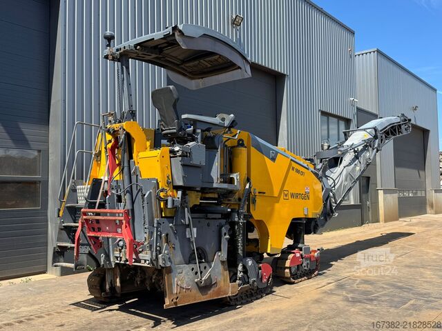 آلة كشط الأسفلت Wirtgen W100CFI