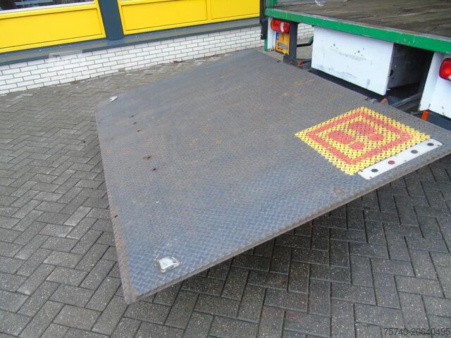 βαλίτσα DAF LF 180 + lift + euro 6