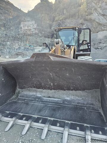 Radlader Caterpillar 972M XE