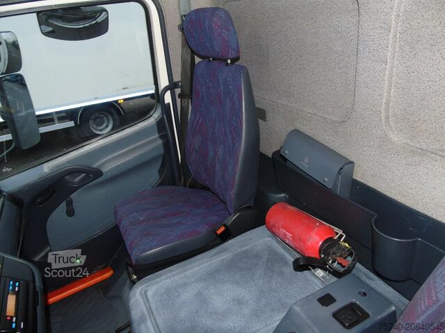 Valise Mercedes-Benz Atego 1218 + MANUAL + LIFT