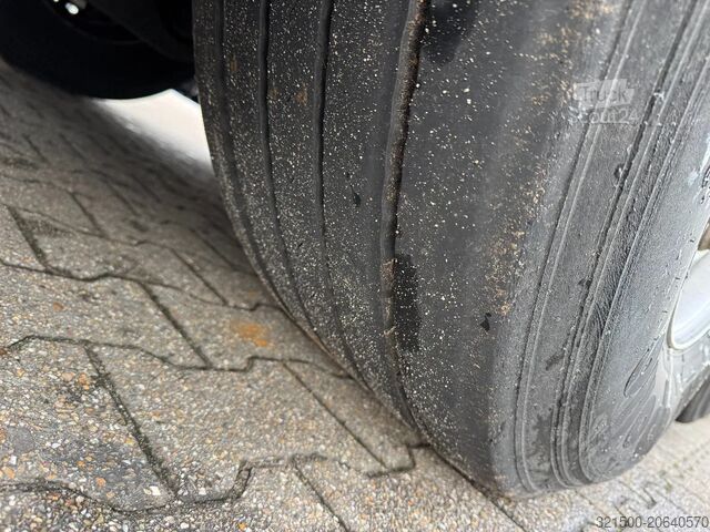 Bīdāmie tentiņi Wielton Schuifzeil met Coil / SAF-Disc 2x Lift-as / APK...