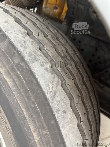 Standardowy ciągnik Mercedes-Benz Actros 1963