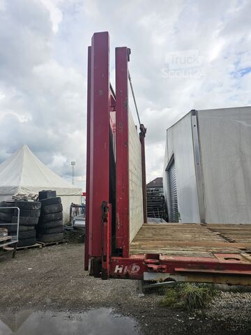 Návěs s nízkým nakladačem HRD 