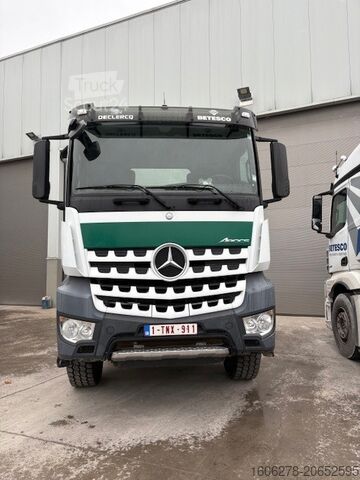 Standaard trekker Mercedes-Benz Arocs 2045 AS