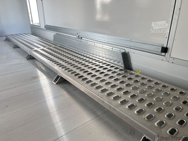 Furgón portacoches Cheval Liberte Debon C1000 Roadster E-Winde, Stand Autotransporter ge
