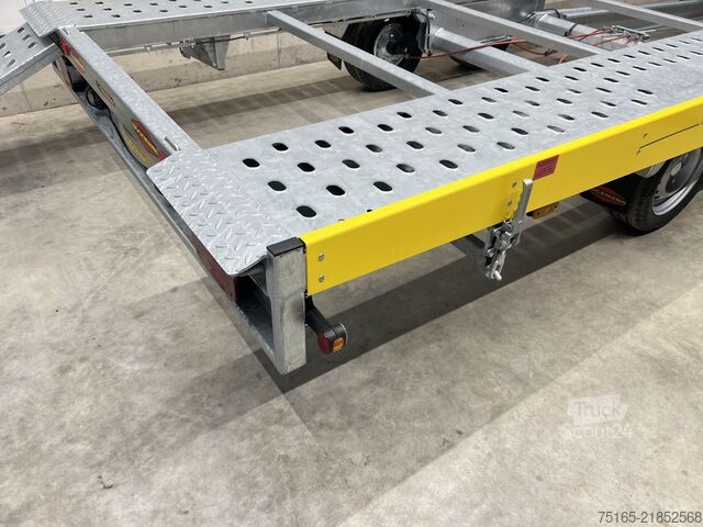 Araba taşıyıcı panelvan Böckmann AH 4320/35 Autotransporter