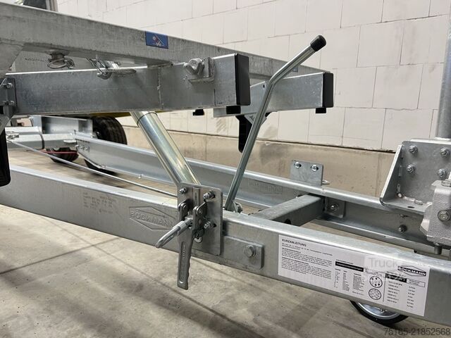 Araba taşıyıcı panelvan Böckmann AH 4320/35 Autotransporter