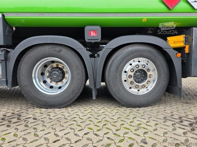 Tank kamyonu MERCEDES-BENZ Antos 2643 / Ret. / ADR AT / Lenkachse /KOMPLETT