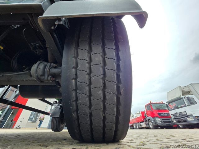 Tank kamyonu MERCEDES-BENZ Antos 2643 / Ret. / ADR AT / Lenkachse /KOMPLETT