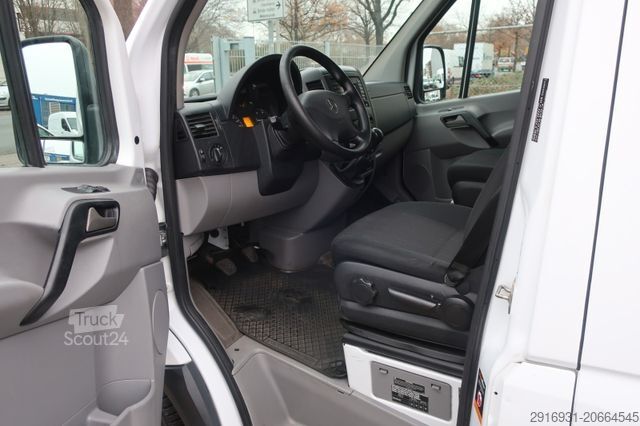 Vans ar augstu jumtu MERCEDES-BENZ Sprinter 313CDI 1. Hand / MAXI / Rampe / FN:64