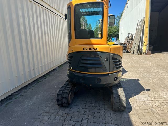 Minibagger HYUNDAI Robex25Z-9AK / 2018 BJ / 2.962 H / 2.580 KG
