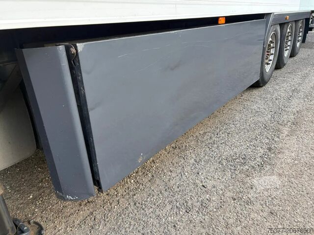 KĂŒhl-/TiefkĂŒhltransport LAMBERET Maxima, 1300 LBW Taillfit , 270 cm height, Pal...