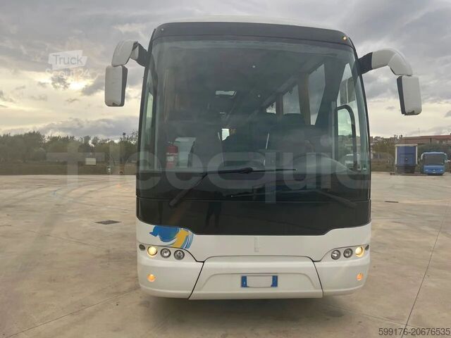 Reisebus Neoplan Tourliner