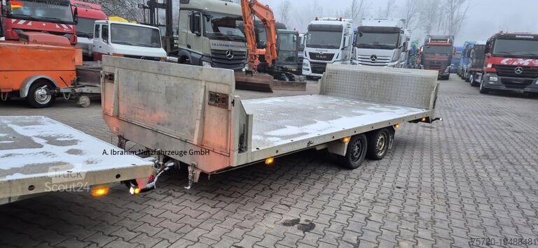 Autotransporter Anhänger  BAOS Plateauanhänger Anhänger Tandem, Baumaschinen und Fahrzeuge