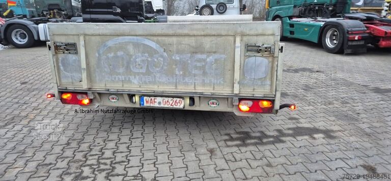 Autotransporter Anhänger  BAOS Plateauanhänger Anhänger Tandem, Baumaschinen und Fahrzeuge