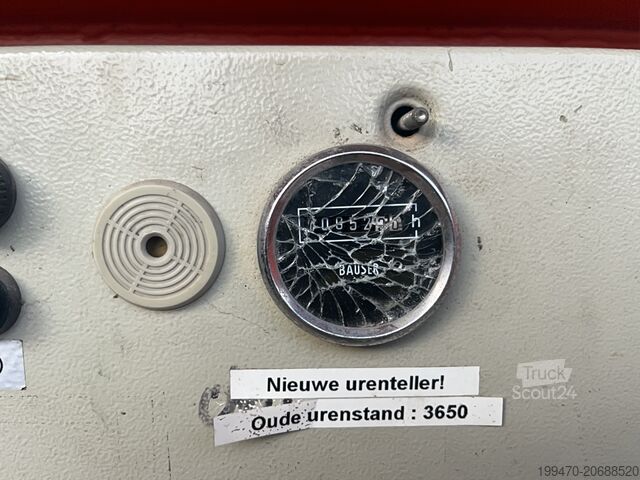 Masă de ridicare cu foarfecă Holland-Lift Q135-DL24 Monostar (13.5 m)