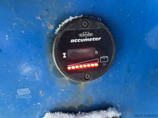 Masă de ridicare cu foarfecă Holland-Lift Q 135 El 24 (15m)