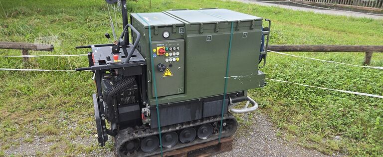 Гусеничный транспортер, универсальный носитель навесного оборудования NIKO Raupe Hatz 1B50 T-4 Tank Stromaggregat