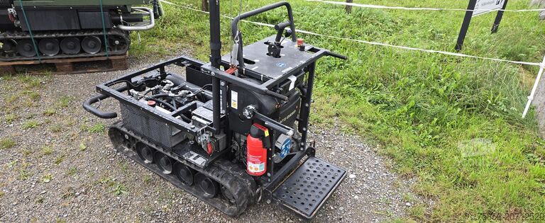 Бульдозер NIKO Raupe Hatz 1B50 T-4 Tank Stromaggregat